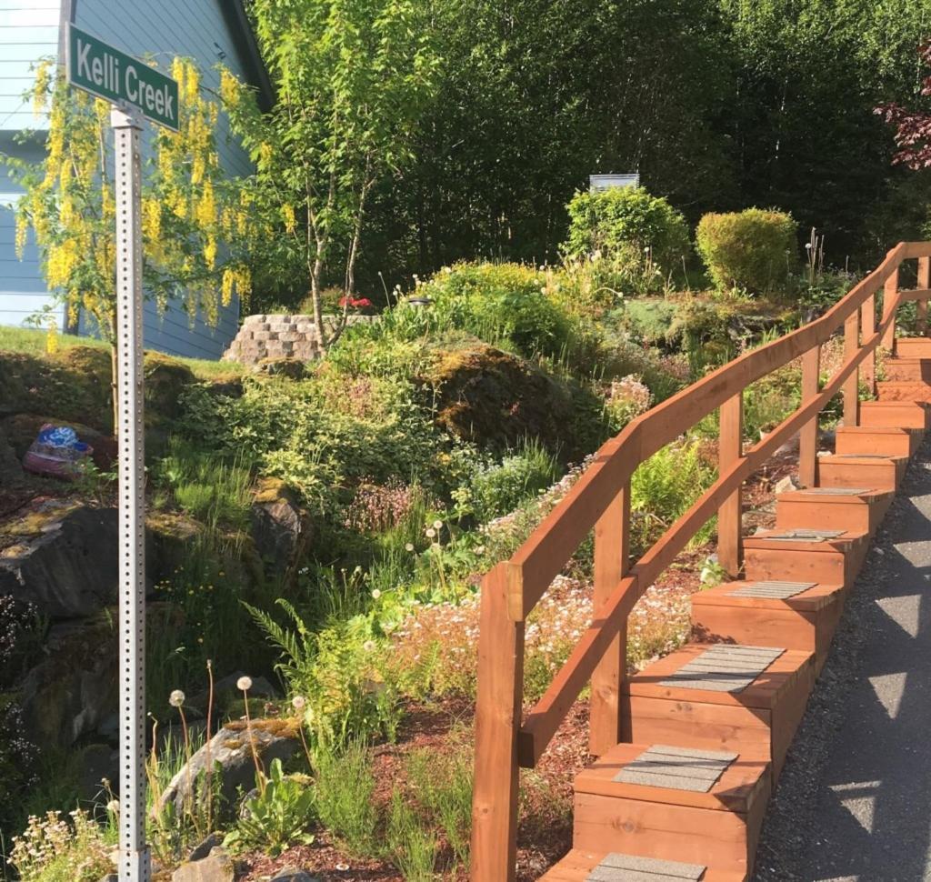 Kelli Creek Cottage - Reduced Price On Tours Джуно Екстериор снимка