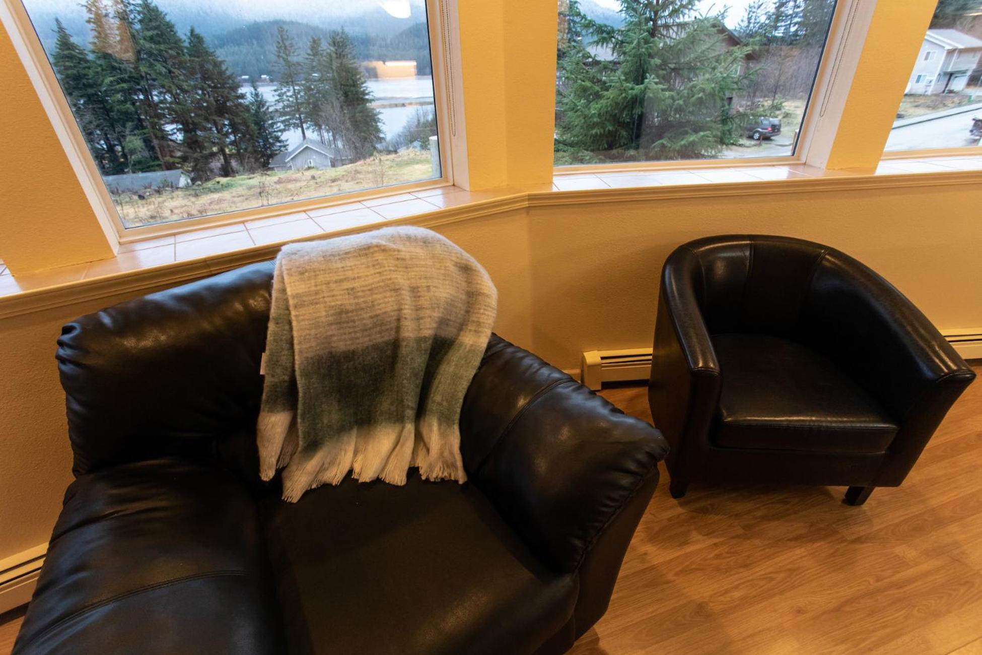 Kelli Creek Cottage - Reduced Price On Tours Джуно Екстериор снимка